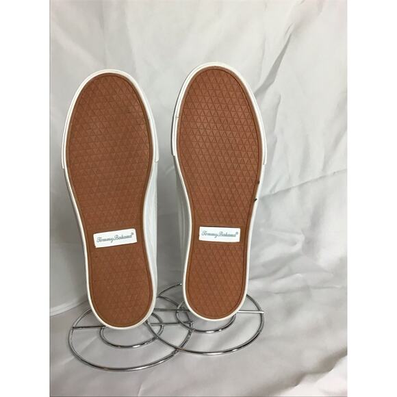 Tommy Bahama Women Comfort Footwear Perforated Lace Up Sneakers Various Sz. NWT - Picture 9 of 12